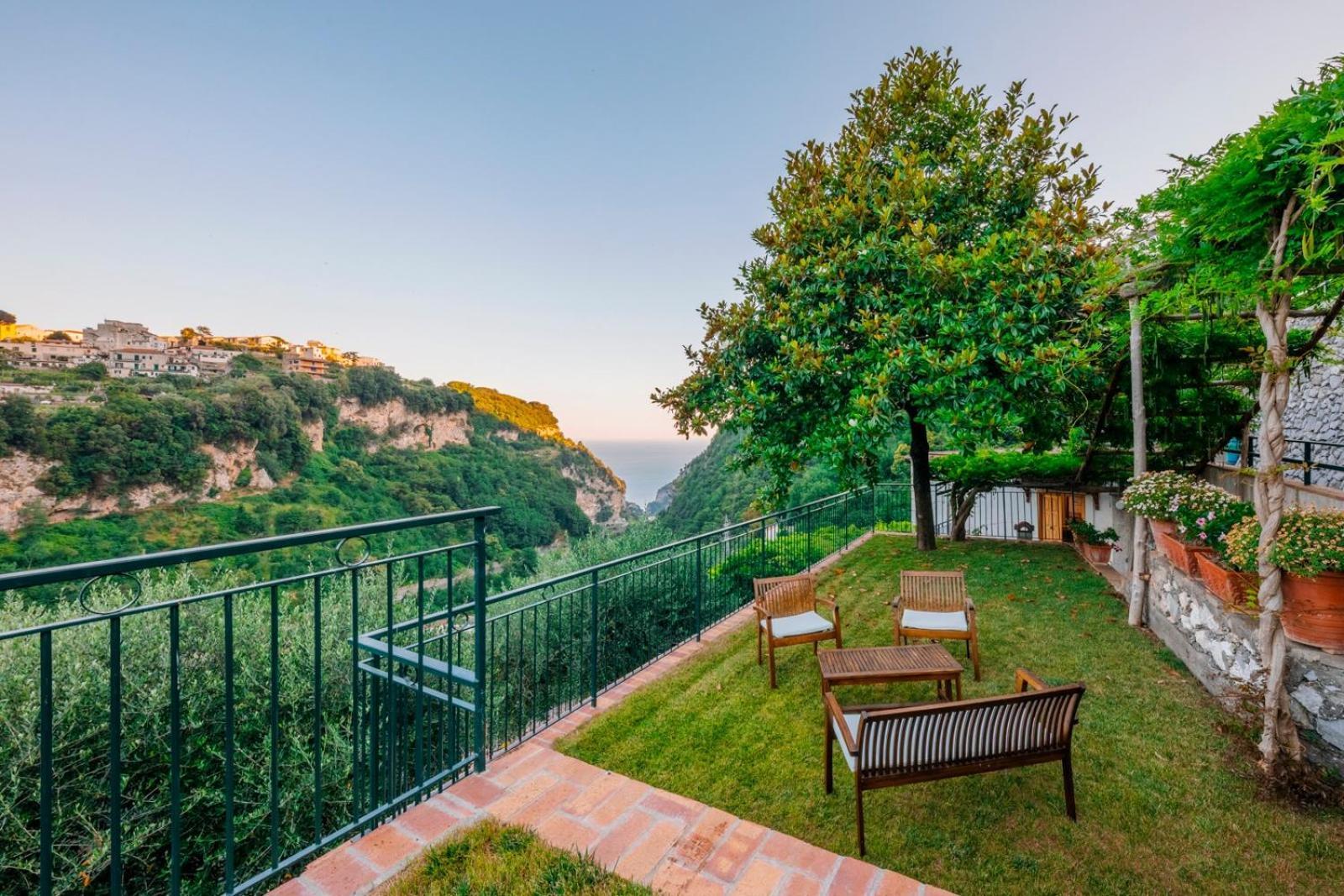 Villa San Lorenzo Scala Exterior foto